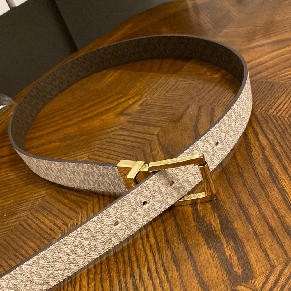 reversible belt